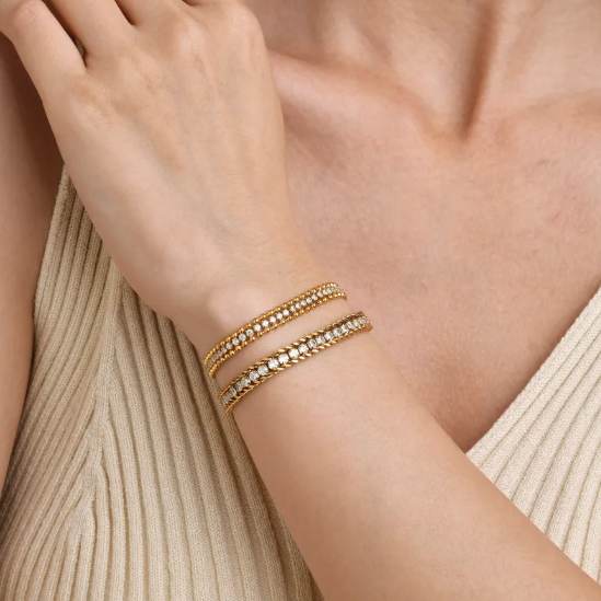 Bracelet en acier inoxydable avec chaîne de brillants en or