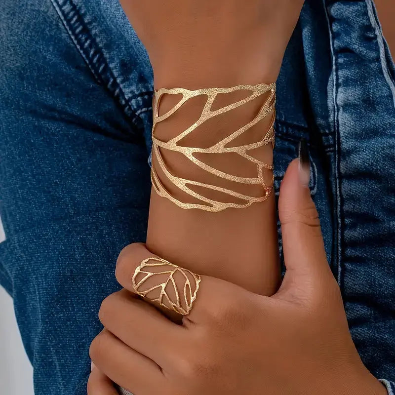 Bracelet rétro avec design de feuille en or blanc
