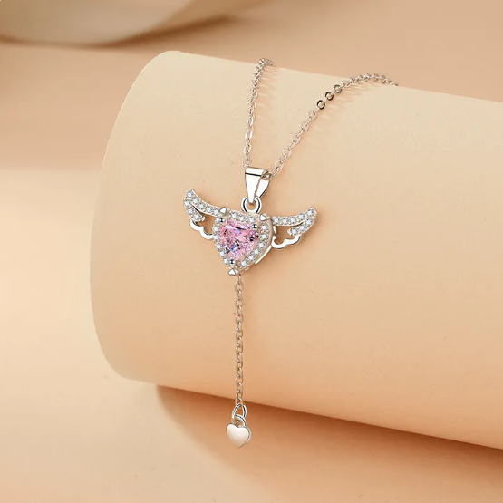 Collier ange cœur amour en or