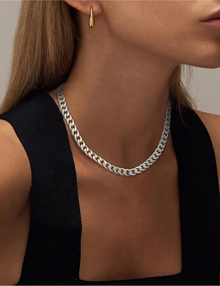 Collier cubain à gros maillons en or