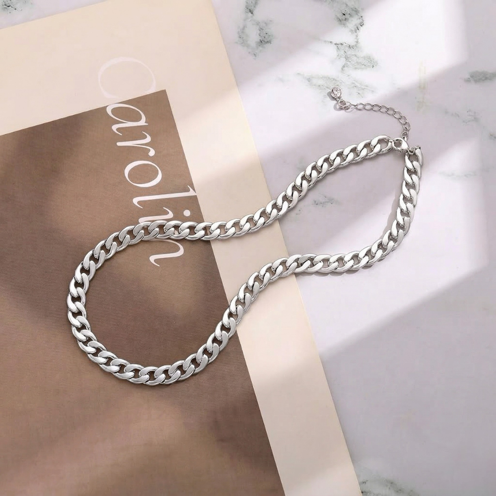 Collier cubain à gros maillons en or