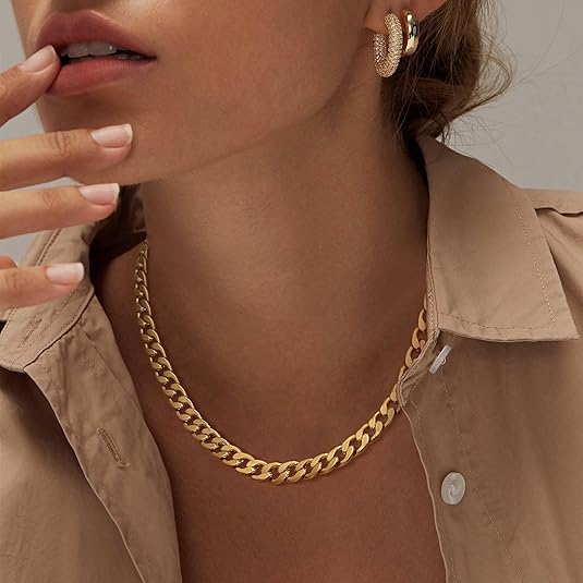 Collier cubain à gros maillons en or