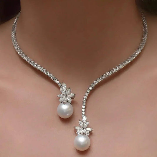 Collier Élégant et Éclatant en Perles Argentées