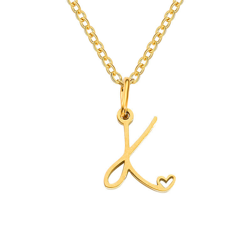 Collier initial coeur en or