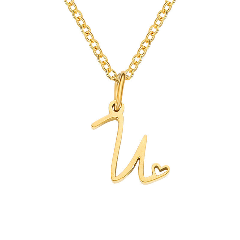 Collier initial coeur en or