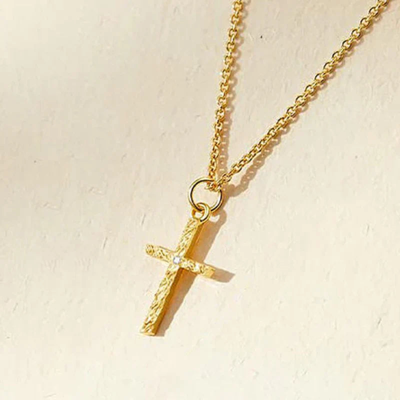 Collier initial croisé en or
