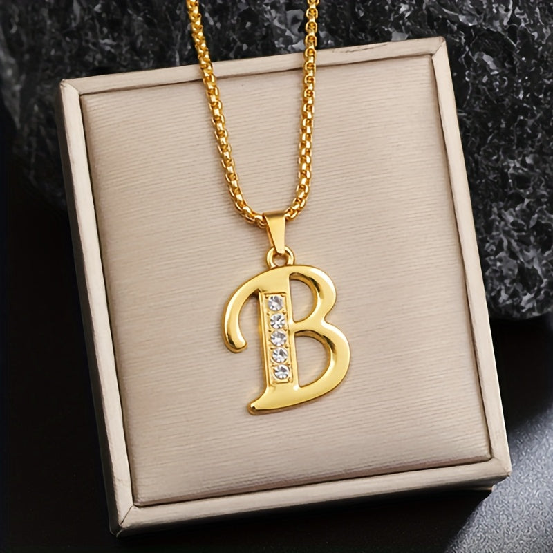 Collier initial en cristal accent en or