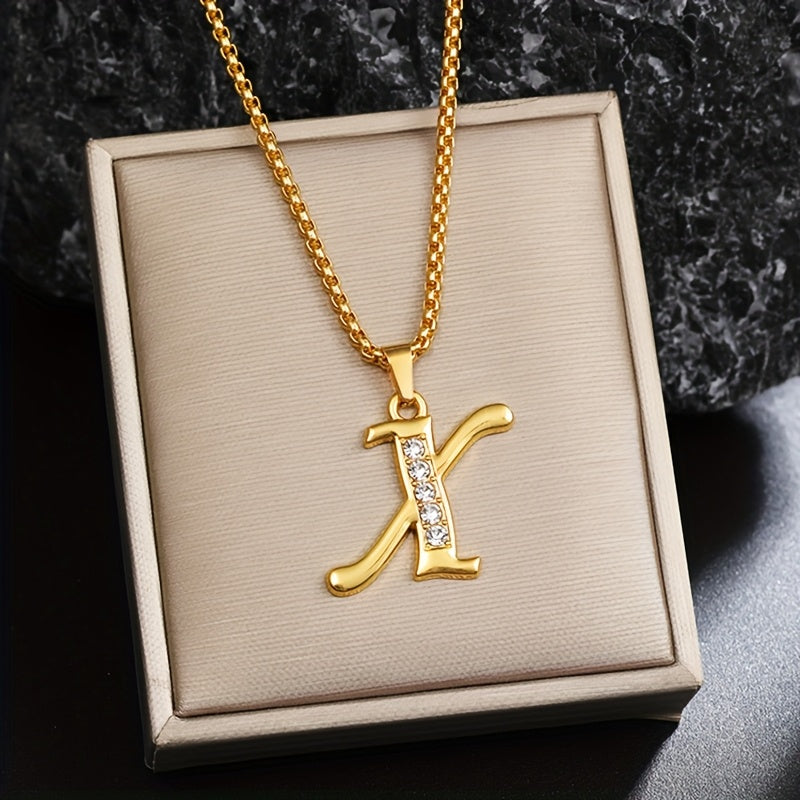 Collier initial en cristal accent en or