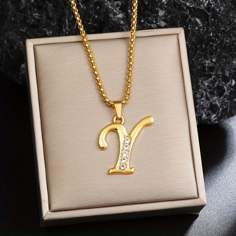 Collier initial en cristal accent en or
