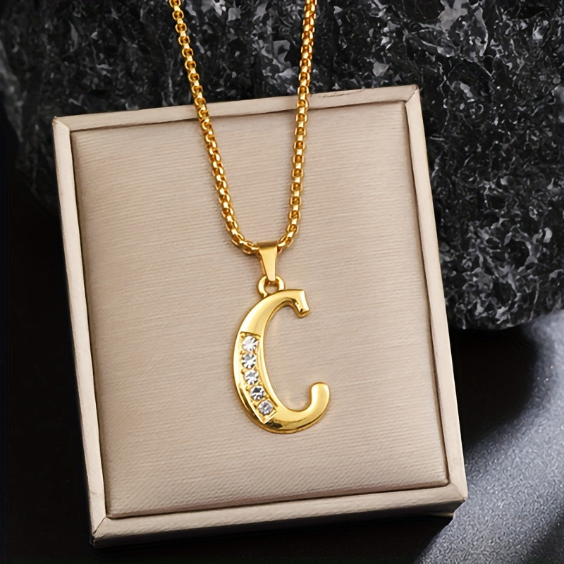 Collier initial en cristal accent en or