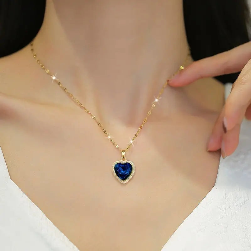 Collier Jaselle Vireyne en or