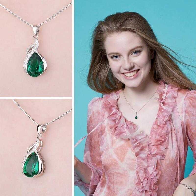 Collier Leonias avec pierre d'émeraude en or