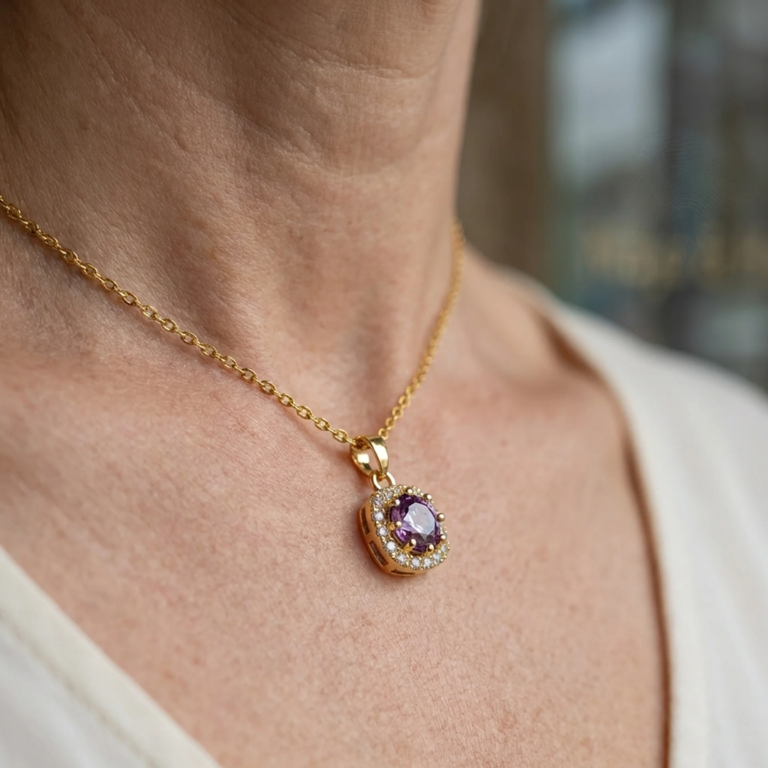 Collier pave carré en améthyste en or