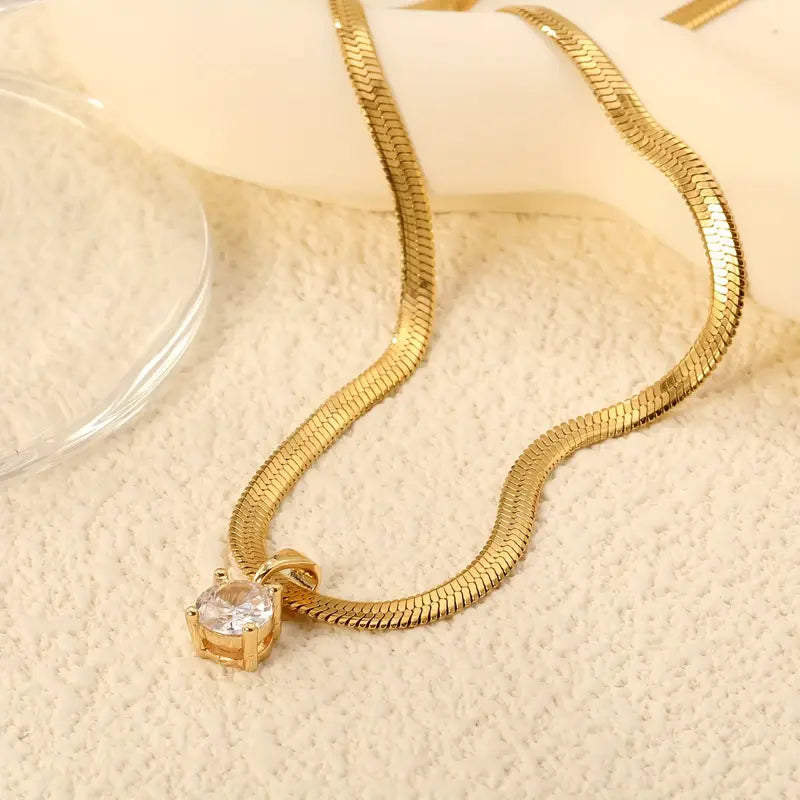 Collier pendentif élégant en brillants en or