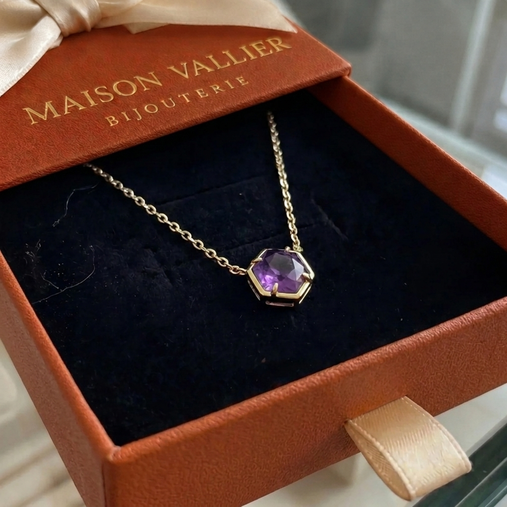 Collier pendentif en améthyste avec monture en or rose