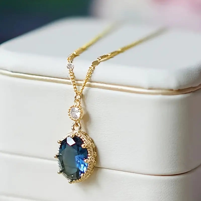 Collier Thessia Lunebray en or