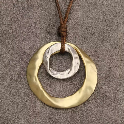 Collier avec Pendentif Géométrique Irrégulier