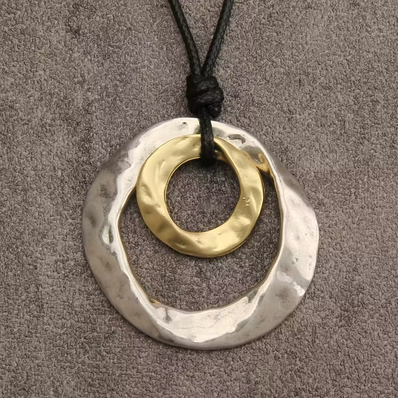 Collier avec pendentif géométrique Irrégulier en or