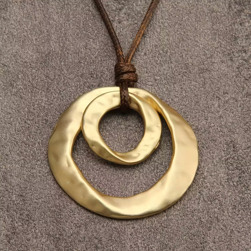 Collier avec pendentif géométrique Irrégulier en or