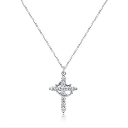 Collier avec croix et couronne en diamants