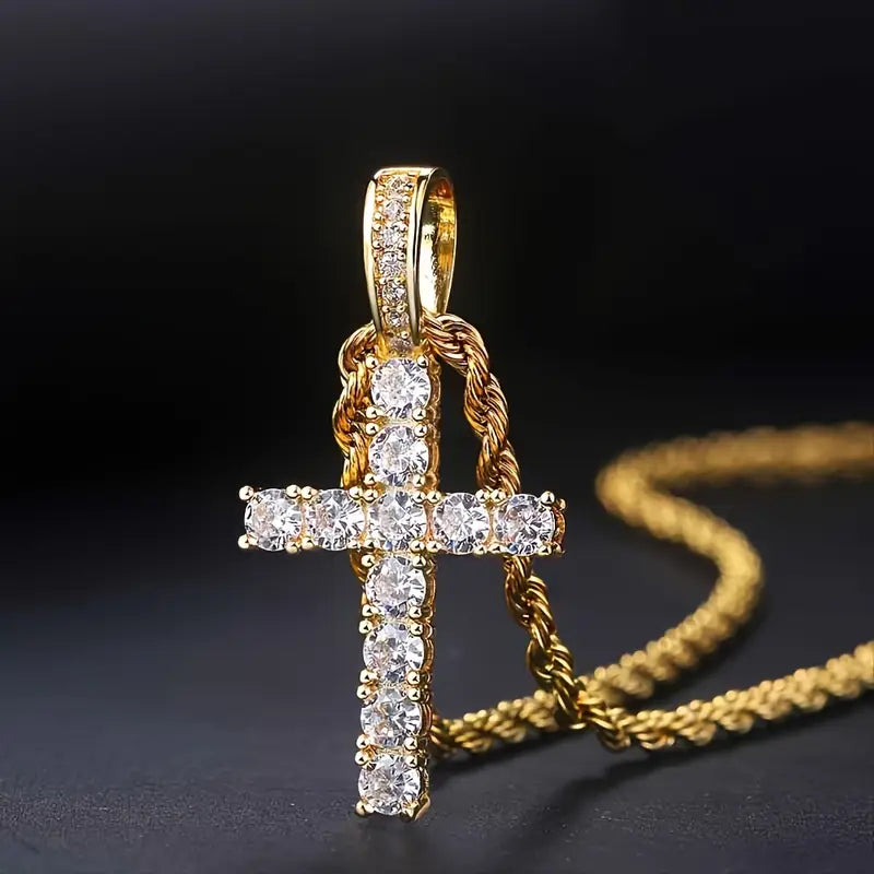 Collier avec croix en or