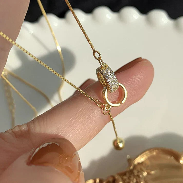 Collier avec deux anneaux en or
