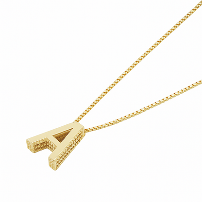 Collier avec initiale en or