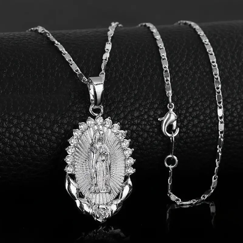 Collier avec médaille de la Vierge Marie en or