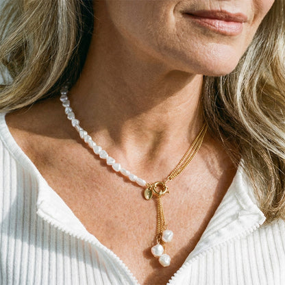 Collier avec pendentif élégant en perles