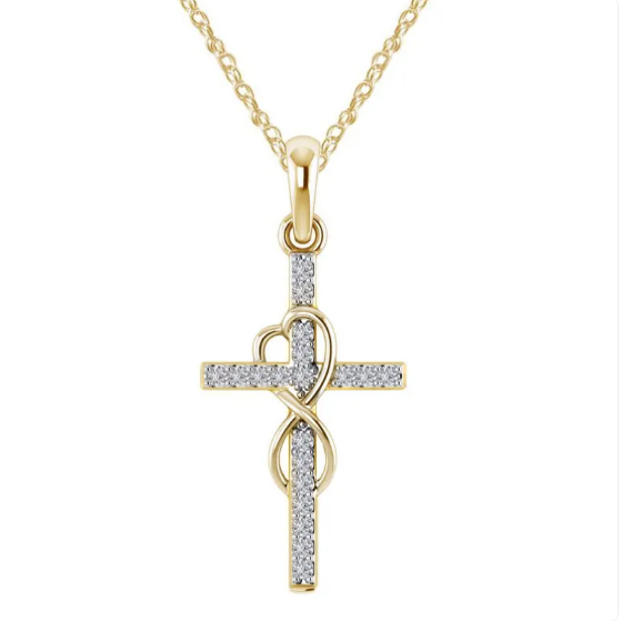 Collier avec un pendentif en forme de croix en acier inoxydable en or