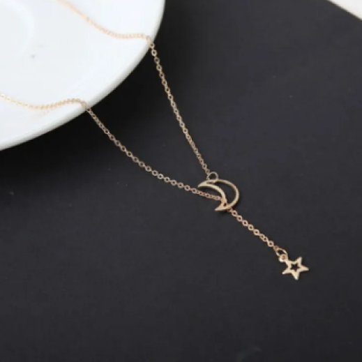 Collier court lune étoile en or