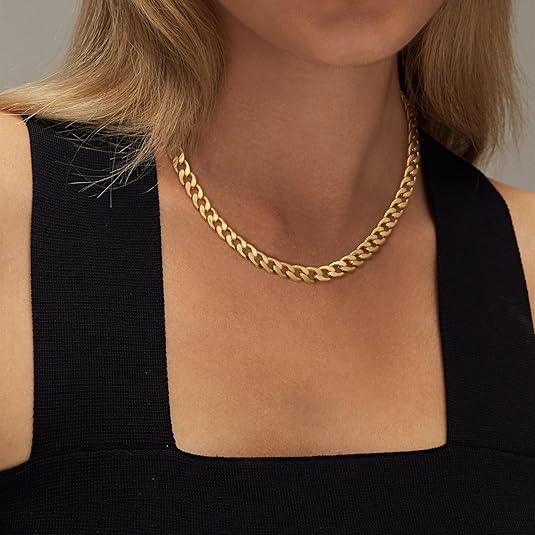 Collier cubain avec de grosses chaînes en or