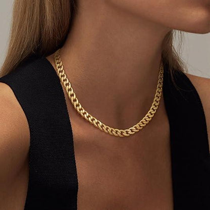 Collier cubain avec de grosses chaînes en or