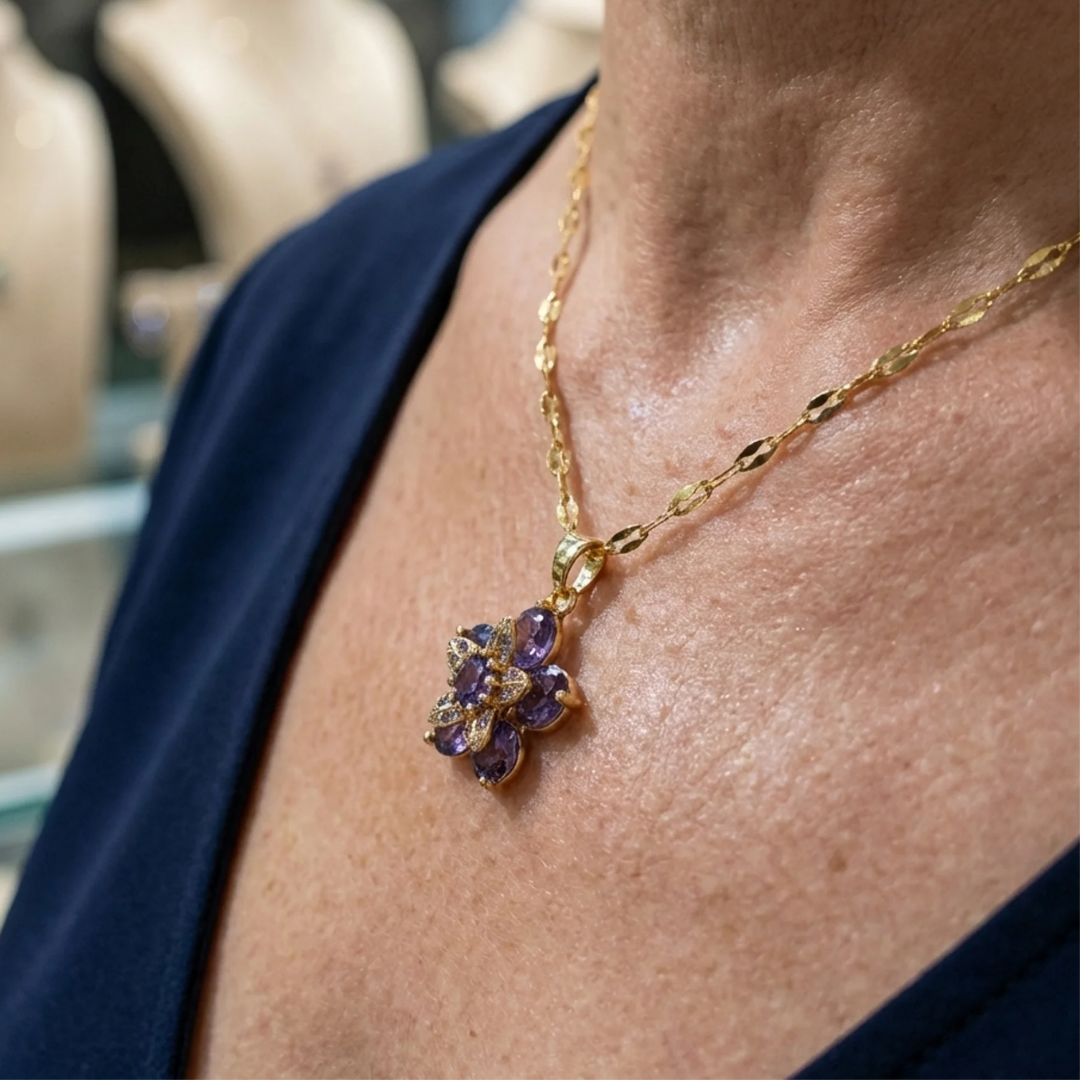 Collier de fleurs Amelyth violet en or