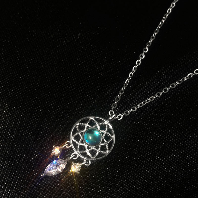 Collier de lune en cristal Pêcheur de rêves en or blanc