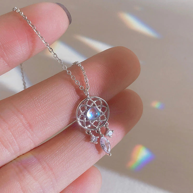 Collier de lune en cristal Pêcheur de rêves en or blanc