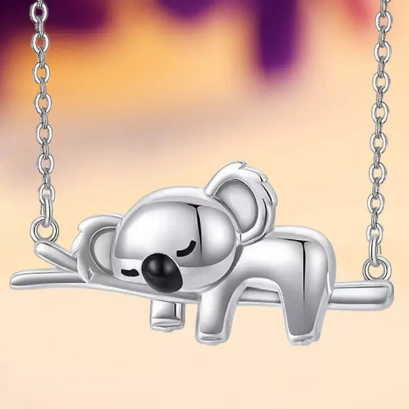 Collier avec koala en or blanc