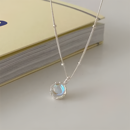 Collier en pierre de lune