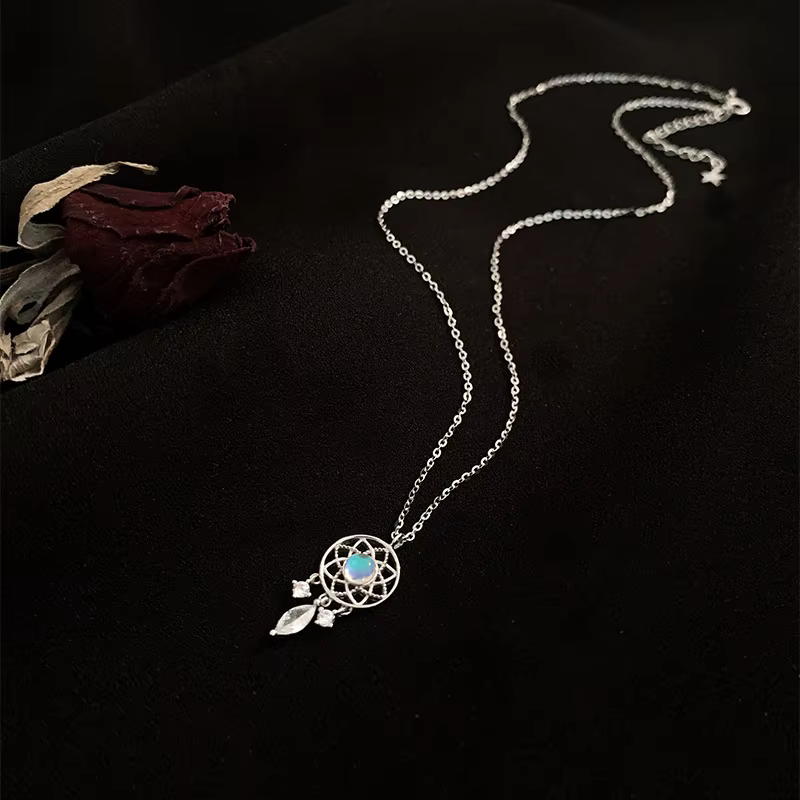Collier en pierre de lune - Attrape-rêves en or blanc