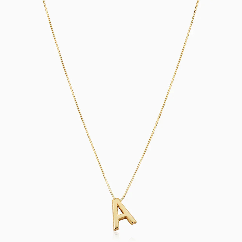 Collier initial en lettre d'amour en or blanc