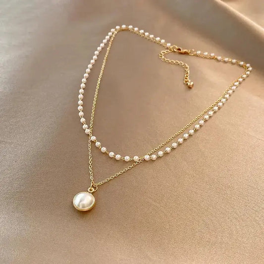 Collier luxueux avec perles en or