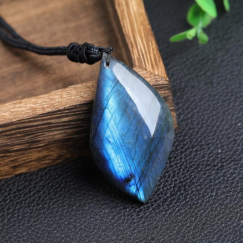Collier magique en pierre de lune en or
