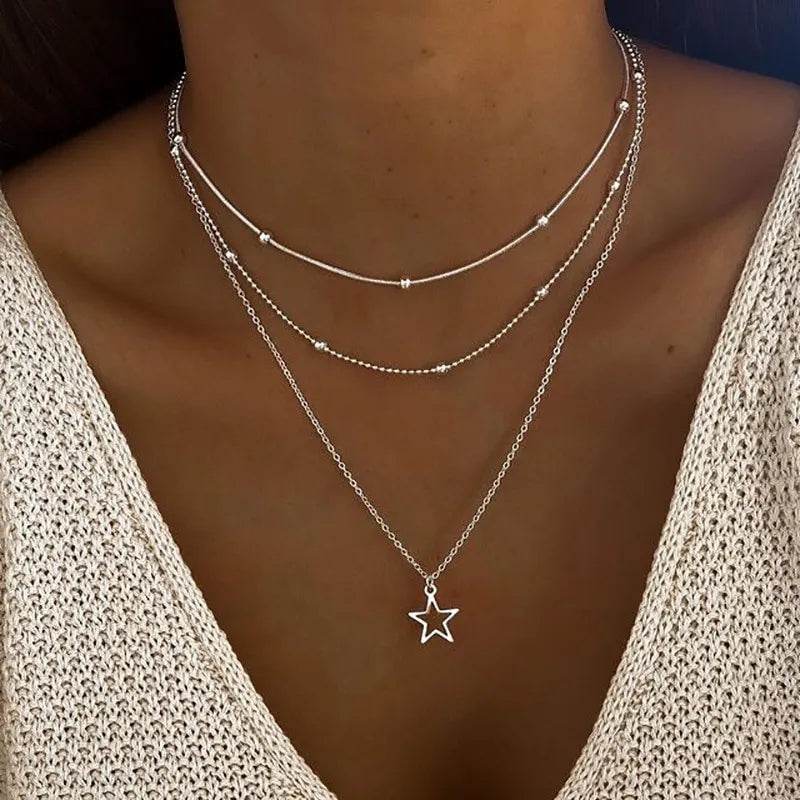 Collier rétro avec étoile en or