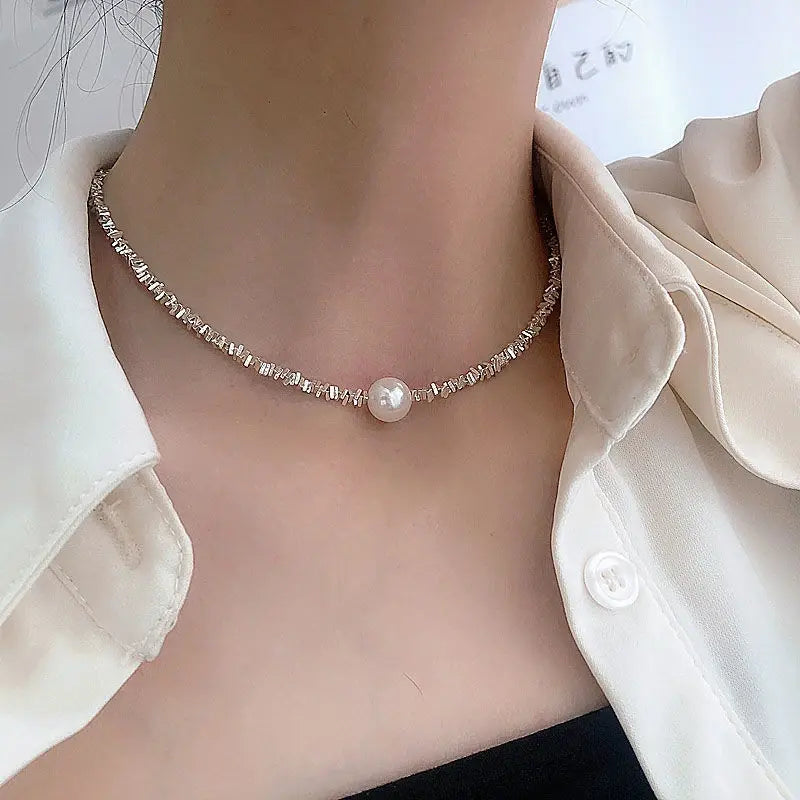 Collier rétro avec perles en or