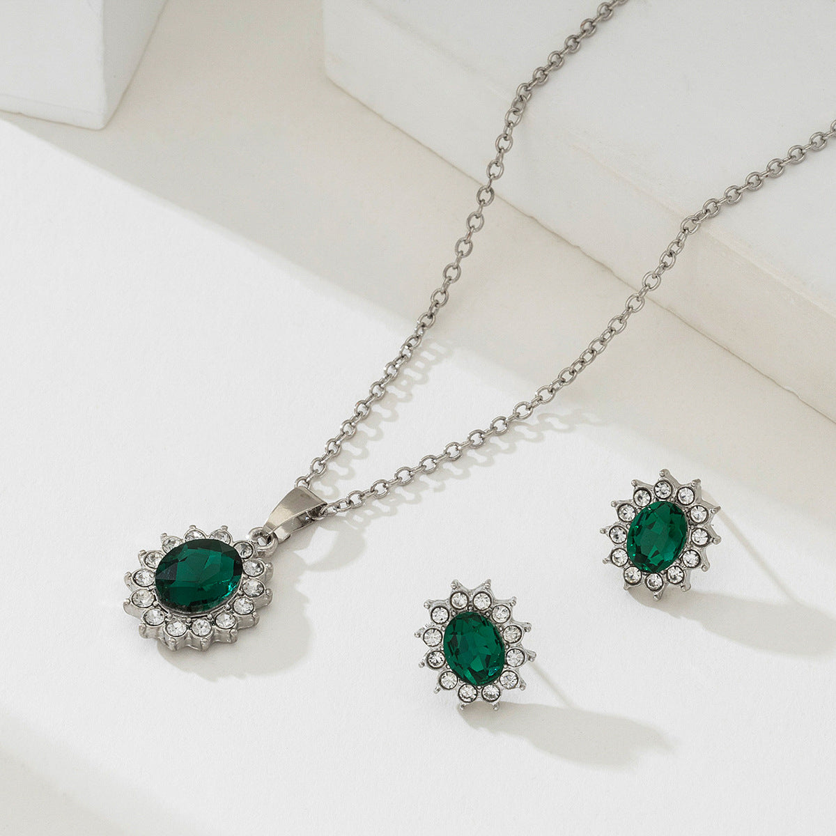 Ensemble de bijoux Katia Sernain en or blanc