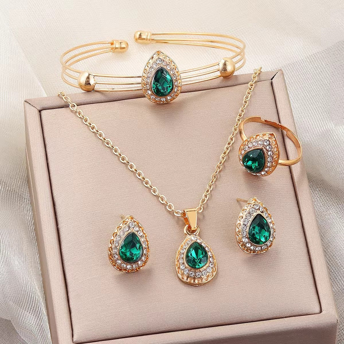 Ensemble de bijoux Noémie Glastre en or