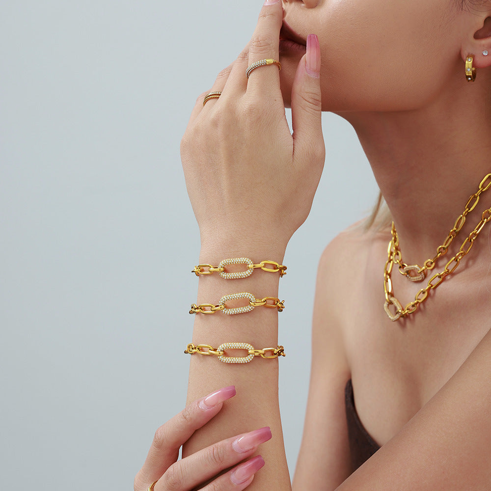 Ensemble de bijoux en chaîne épaisse pavée en or