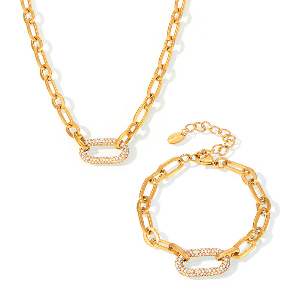 Ensemble de bijoux en chaîne épaisse pavée en or