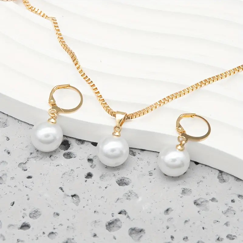 Ensemble de bijoux en perles en or
