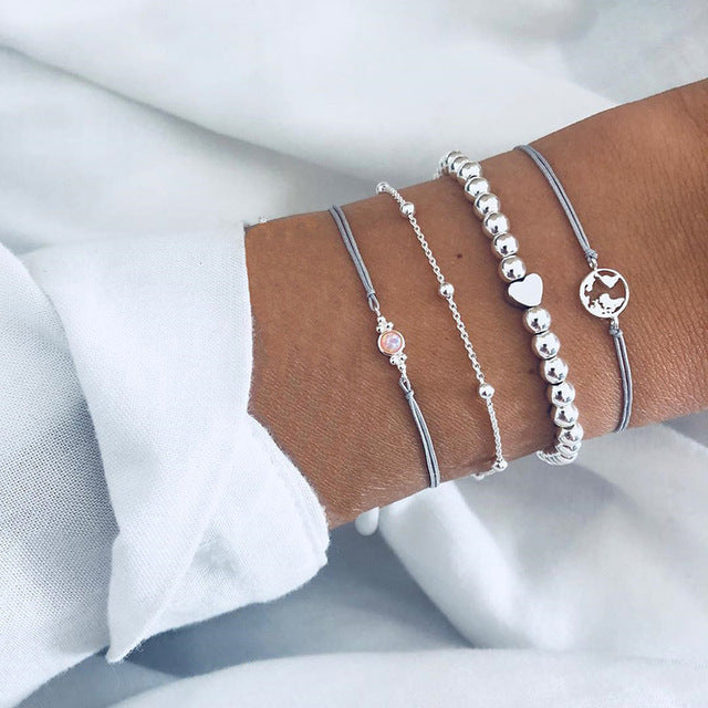 Ensemble de bracelets luxueux et scintillants en or